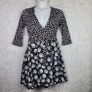NWT DVF Sz 12 Ballet Rose Floral Silk Blend Knee Length Wrap Dress Classic‎